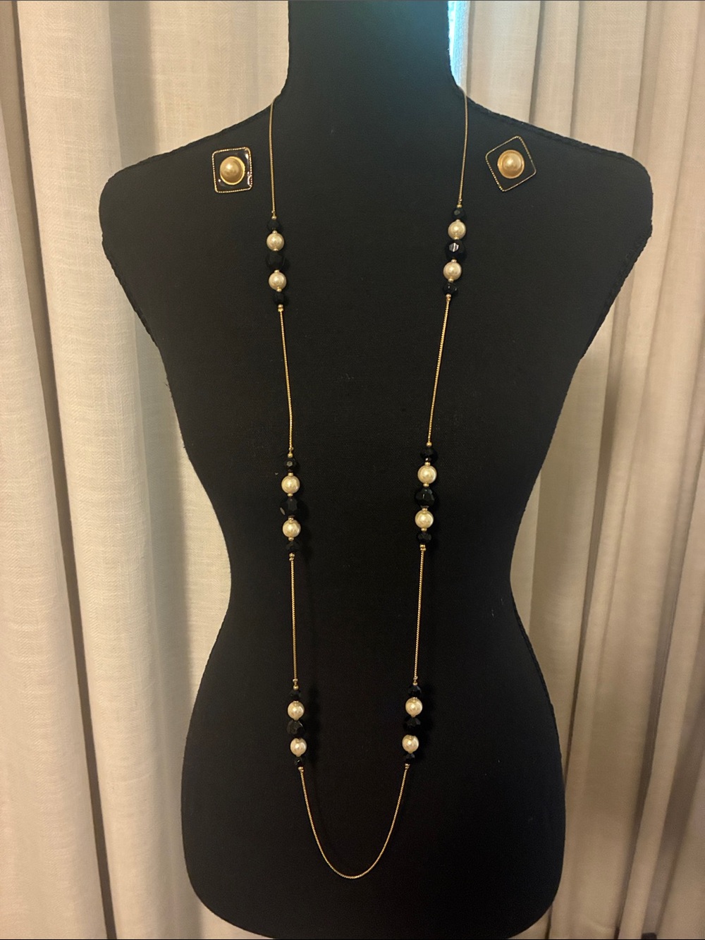 Elegant Black and Pearl Long Station Necklace - Unbranded